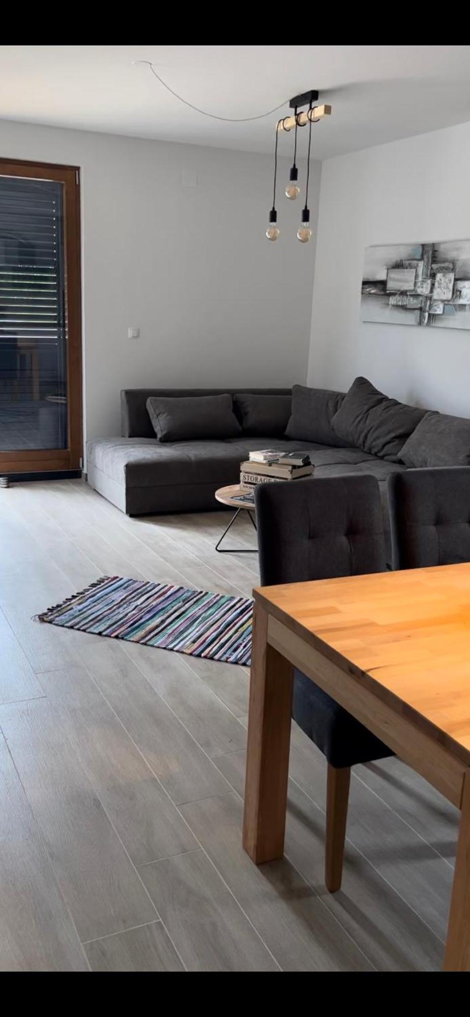 Jelsa Park Apartment